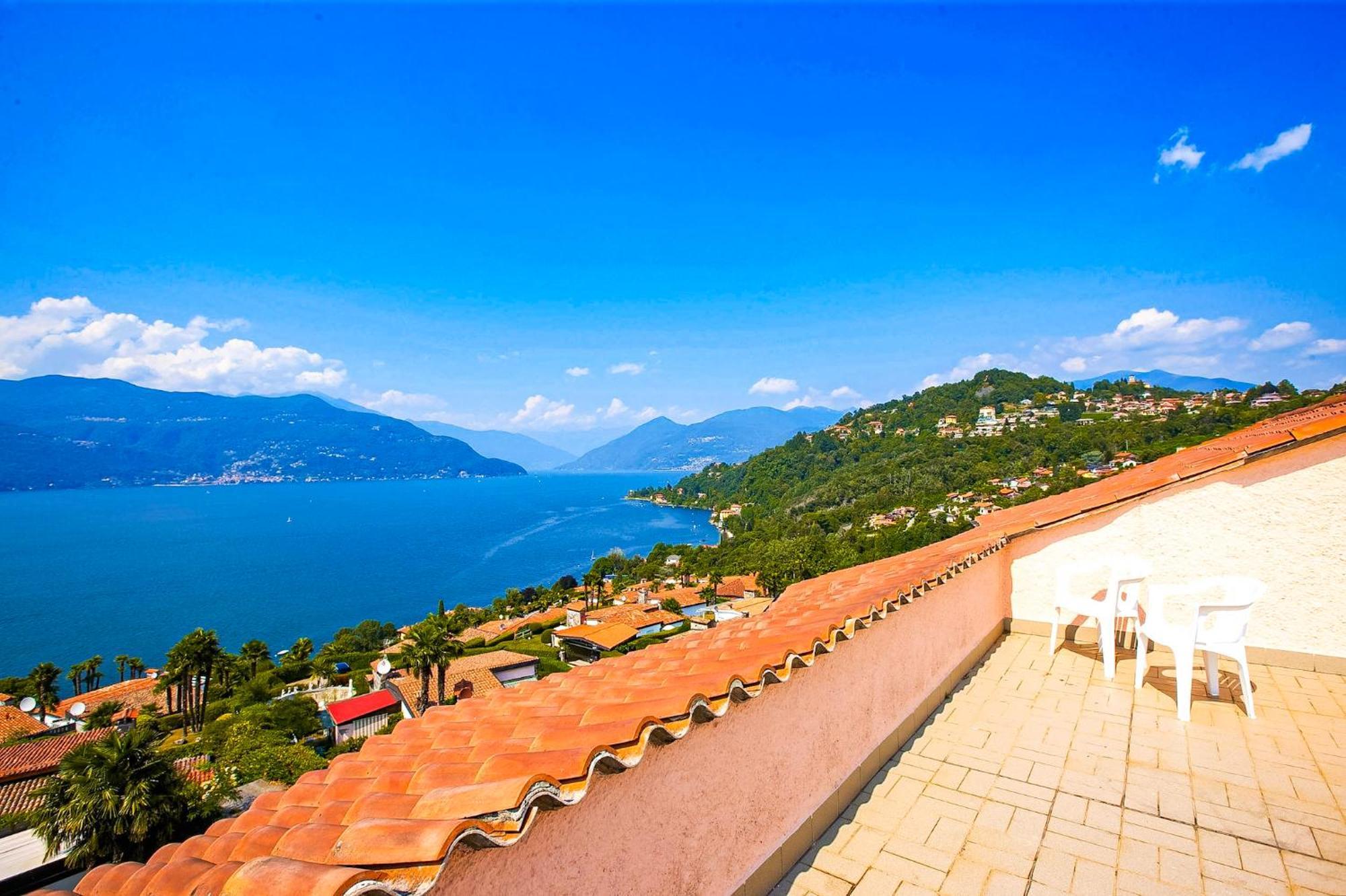 Апартаменты Parco Belmonte: Vista Fantastica Brezzo Экстерьер фото